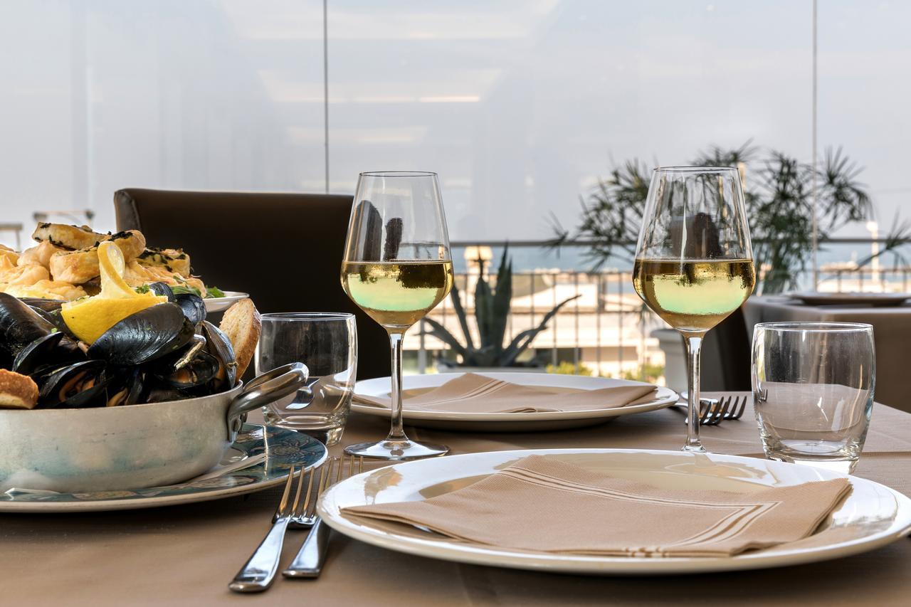 Trevi Family Resort Cattolica Exterior photo
